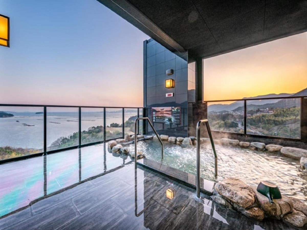 Livemax Resort Miyahama Ocean View Hatsukaichi Exteriör bild