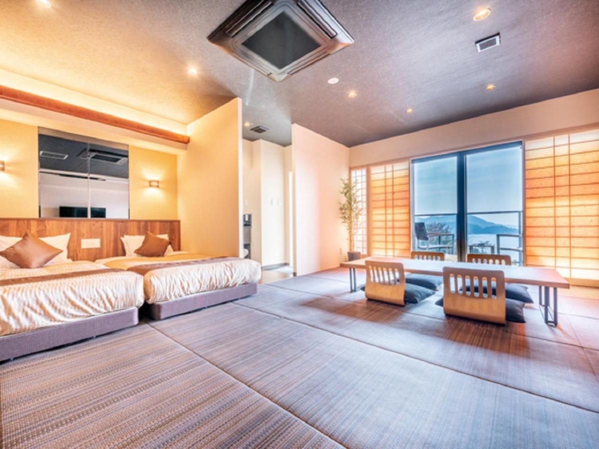 Livemax Resort Miyahama Ocean View Hatsukaichi Exteriör bild